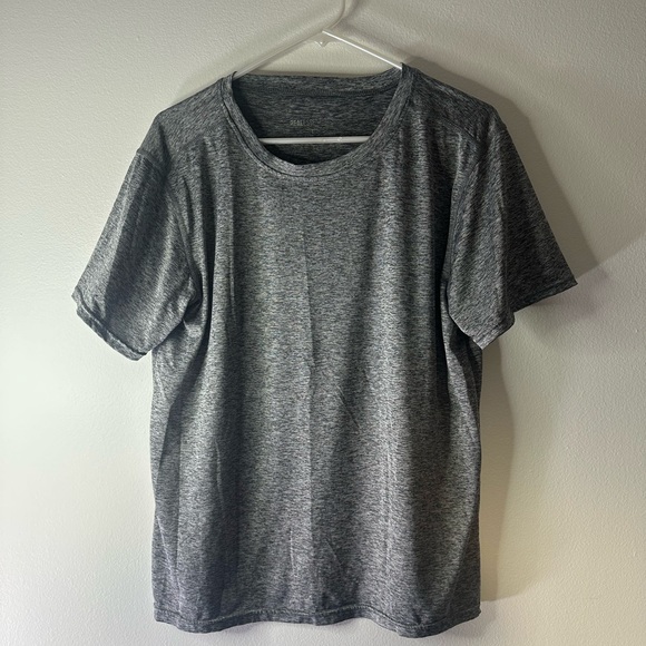 Men’s Real Essentials Size Large Quick Dry 5 Pack Shirt Bundle - Picture 13 of 16